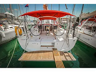 Oceanis 41.1 - External image