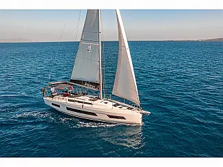 Dufour 41 - External image