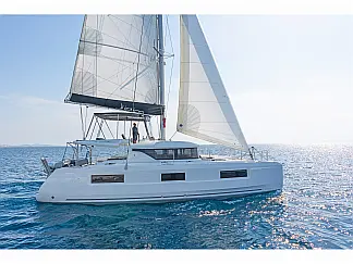Lagoon 46 A/C & GEN & WM - External image