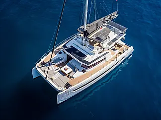Bali 5.4 10 berths - External image