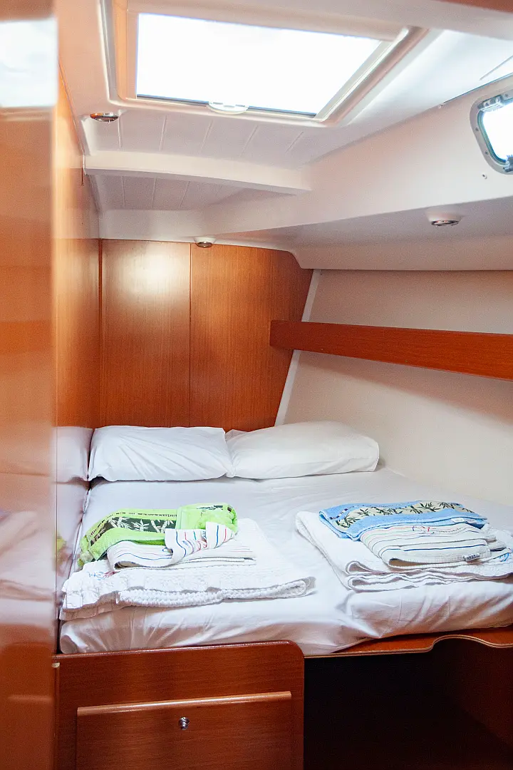 Cyclades 50.5 - Front Cabin (starboard side)