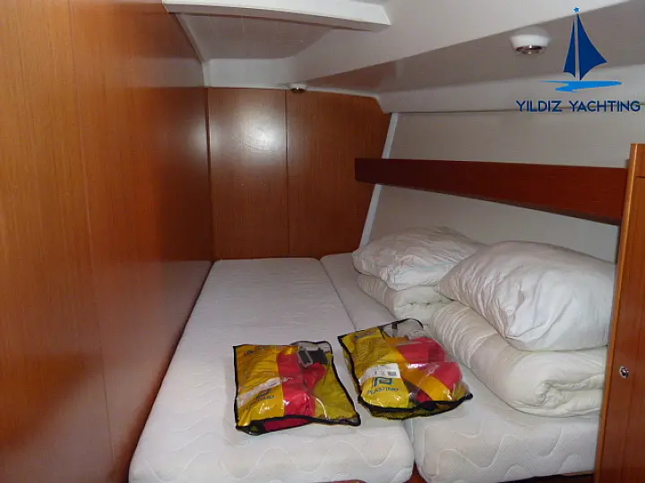 Cyclades 50.5 - Front Cabin