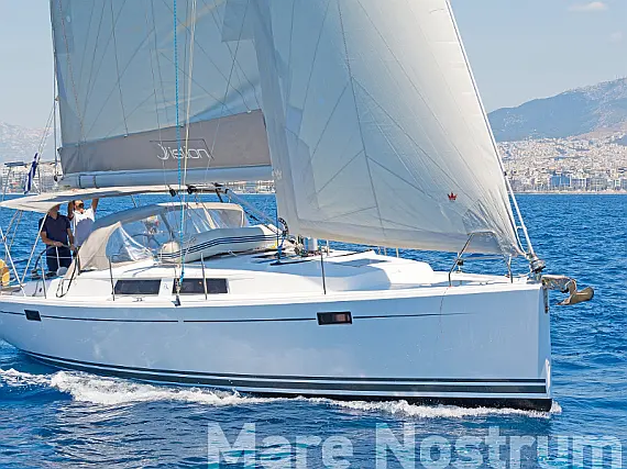 Hanse 385 - External image
