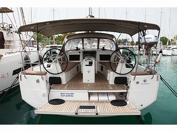 Sun Odyssey 410 - External image