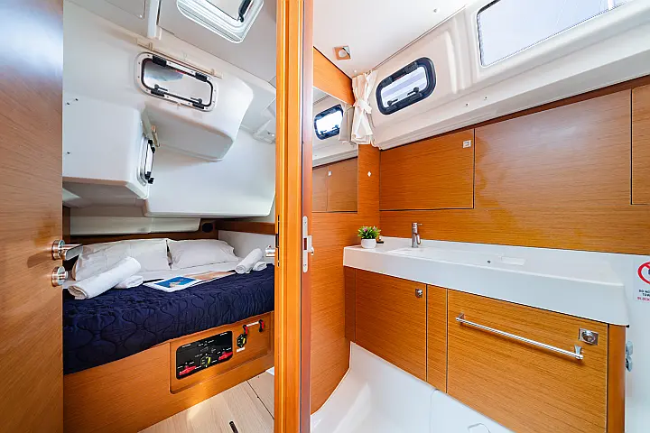 Sun Odyssey 519 -  5 cabs - 