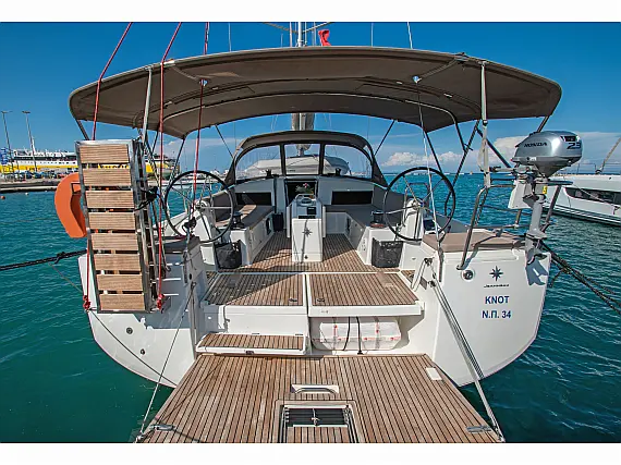 Sun Odyssey 490 4 cabins - External image
