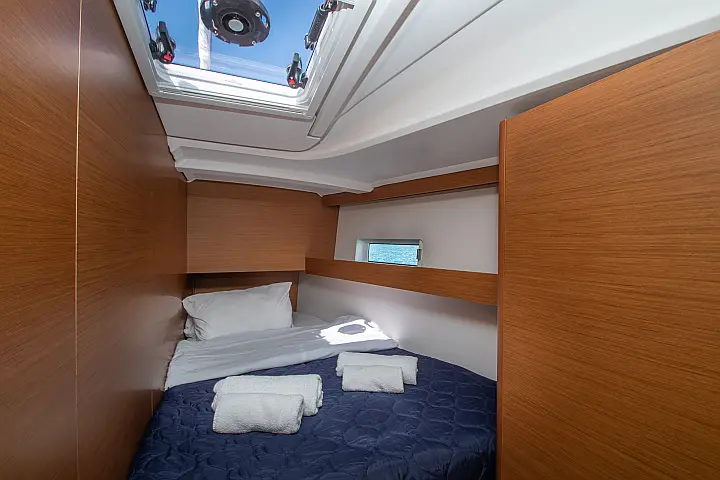 Sun Odyssey 490 4 cabins - 