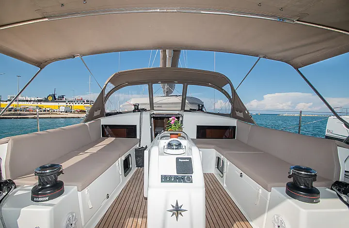 Sun Odyssey 490 4 cabins - 