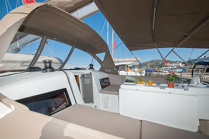 Sun Odyssey 490 4 cabins - 
