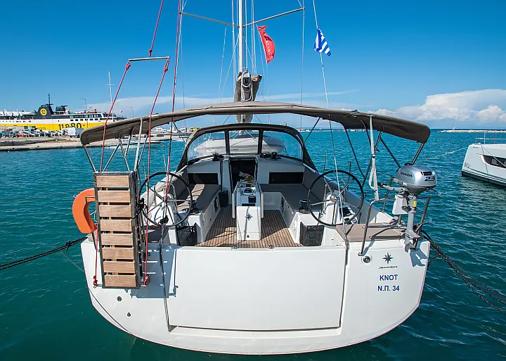 Sun Odyssey 490 4 cabins - 