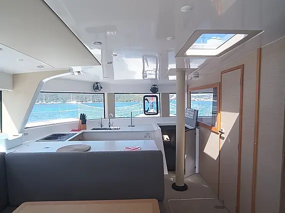 Neel 47 - Internal image