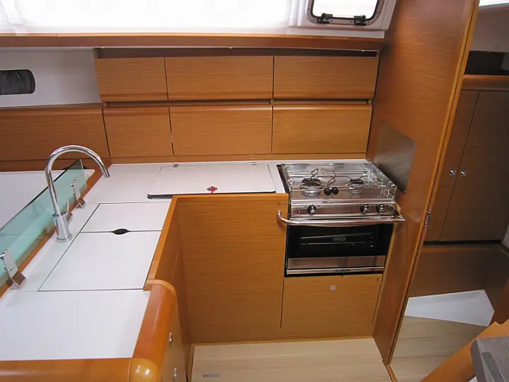 Sun Odyssey 449 - 