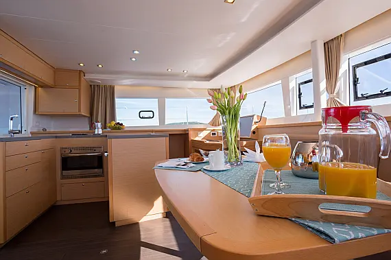 Lagoon 450 F Luxury - Internal image