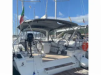 Oceanis 46.1 - External image