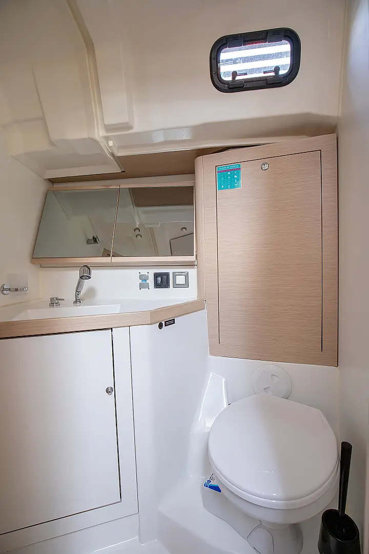 Oceanis 46.1 (bunk cab) - 