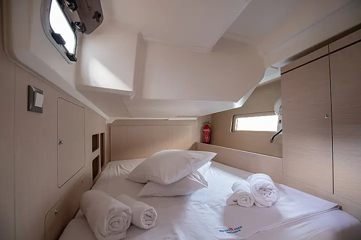 Oceanis 46.1 (bunk cab) - 