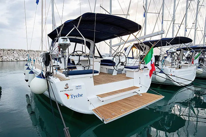 Oceanis 46.1 (bunk cab) - 