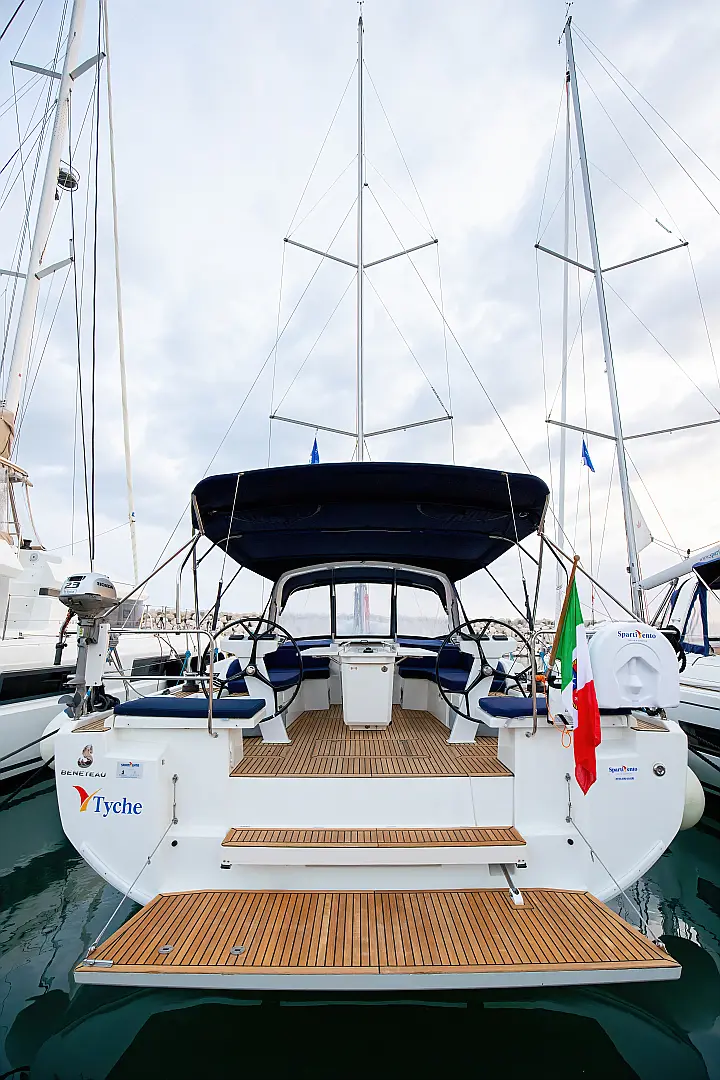 Oceanis 46.1 (bunk cab) - 