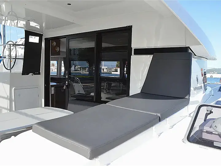 Lagoon 42 - 