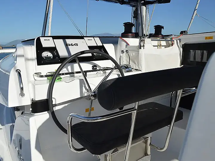 Lagoon 42 - 