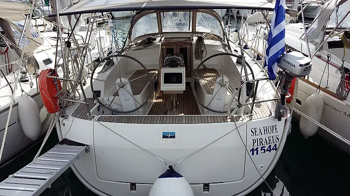 Bavaria Cruiser 37 - 
