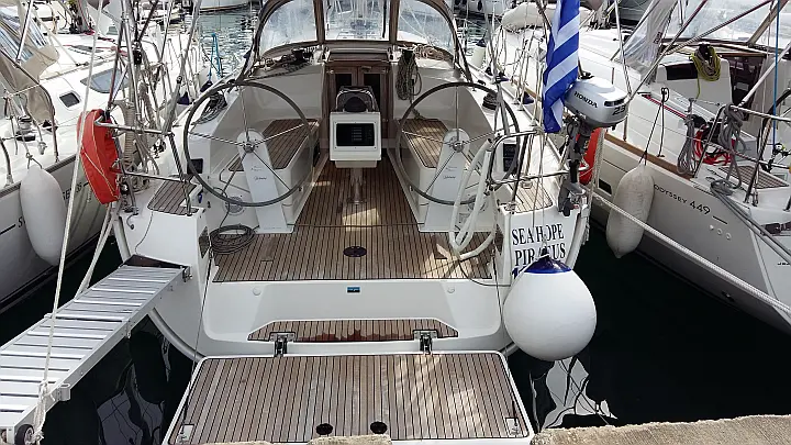 Bavaria Cruiser 37 - 