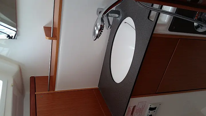 Bavaria Cruiser 37 - 
