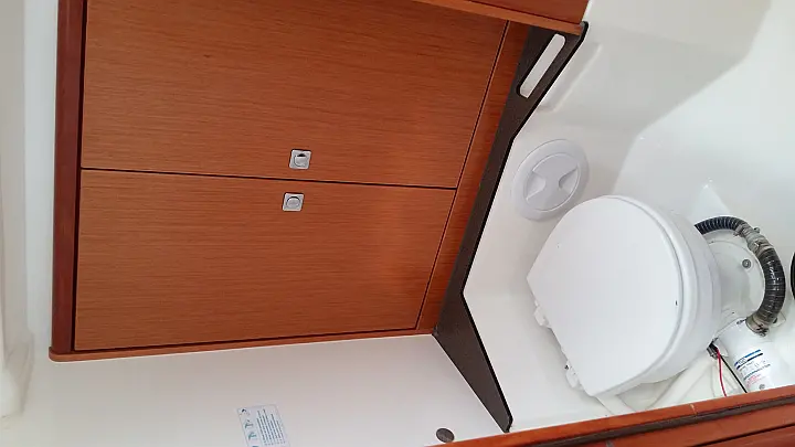 Bavaria Cruiser 37 - 