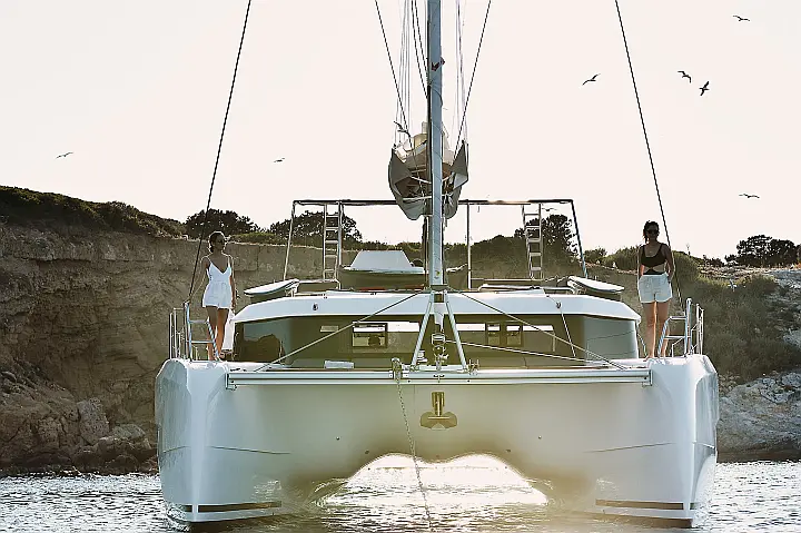 Dufour Catamaran 48 5c+5h - 