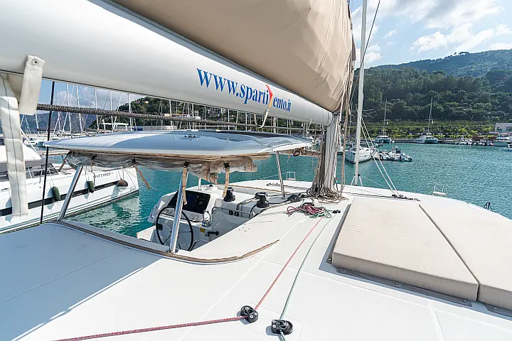 Lagoon 42 - 