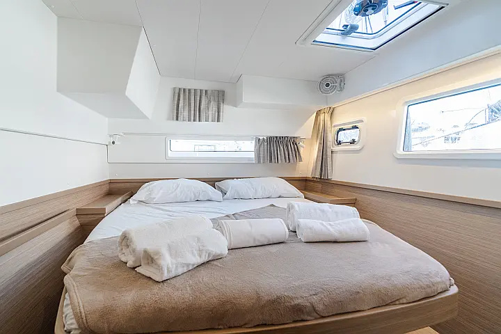 Lagoon 42 - 
