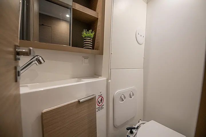 Lagoon 40  - 