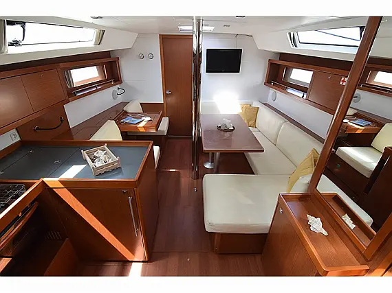 Oceanis 41 - Internal image