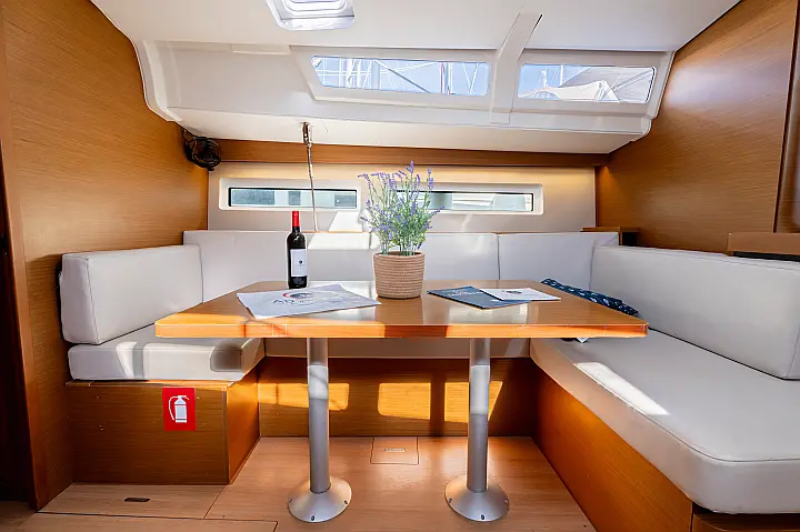 Sun Odyssey 490 4 cabins - 