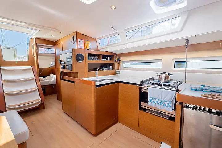 Sun Odyssey 490 4 cabins - 