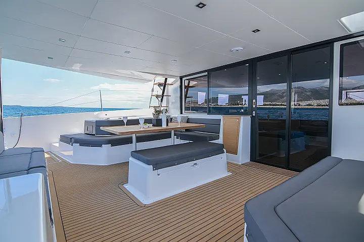 Dufour Catamaran 48 - 