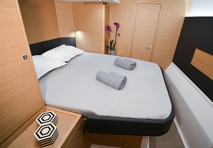 Dufour Catamaran 48 - 