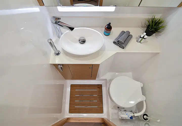 Dufour Catamaran 48 - 