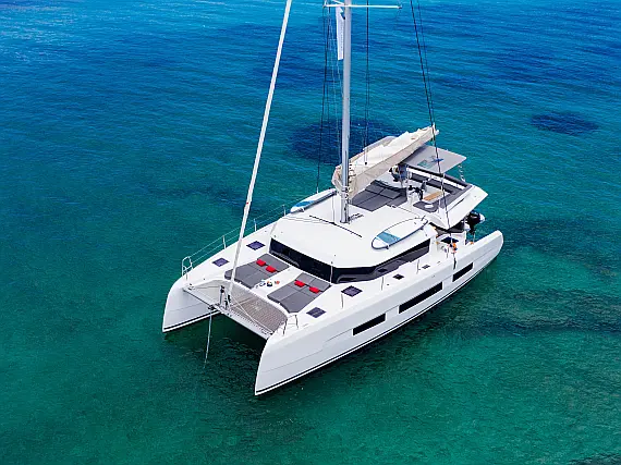 Dufour 48 Catamaran - External image