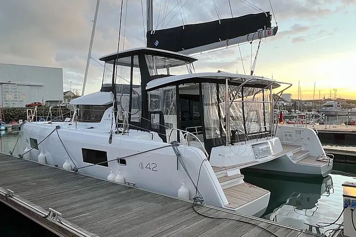 Lagoon 42.3 - 