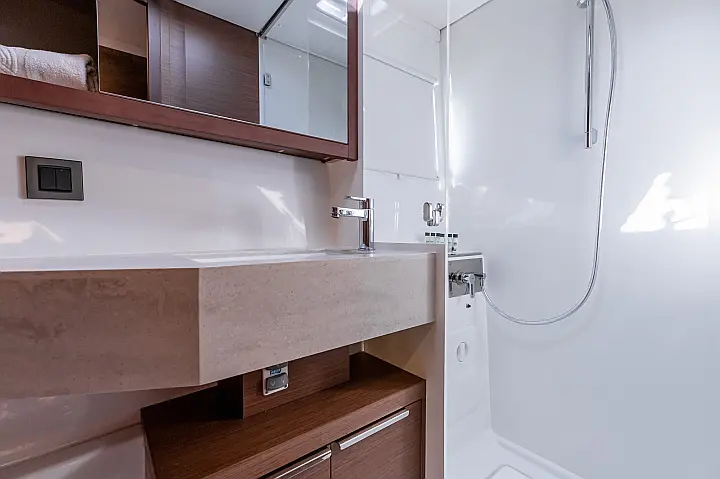 Lagoon 46  - 