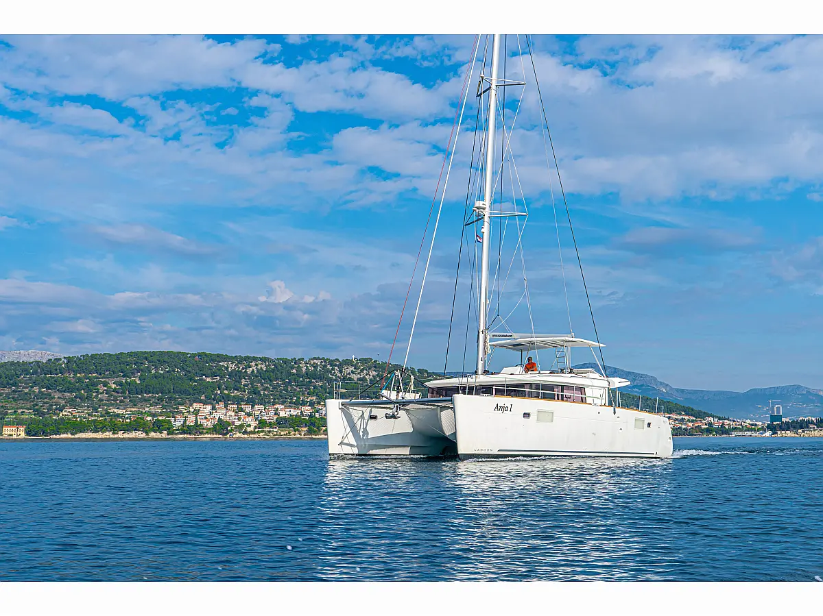 Lagoon 450 Fly