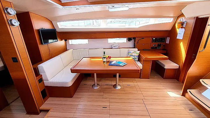 Jeanneau 54 - 