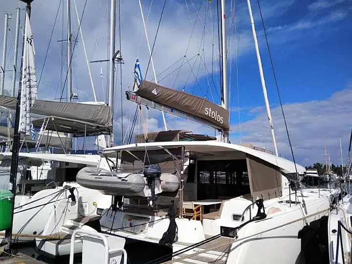 Lagoon 42 (4 dbl / 1 single ) - 