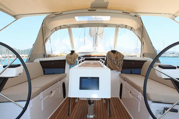 Dufour 390 Grand Large - 