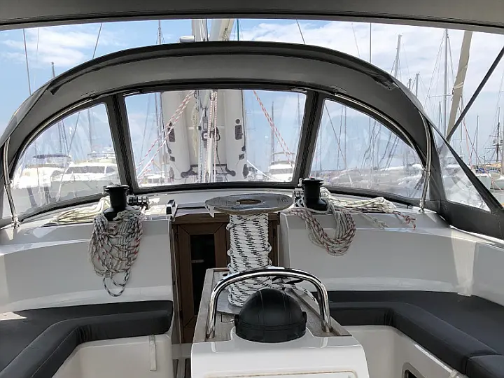 Bavaria Cruiser 51 - 