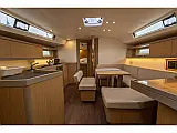 Oceanis 45 - Internal image