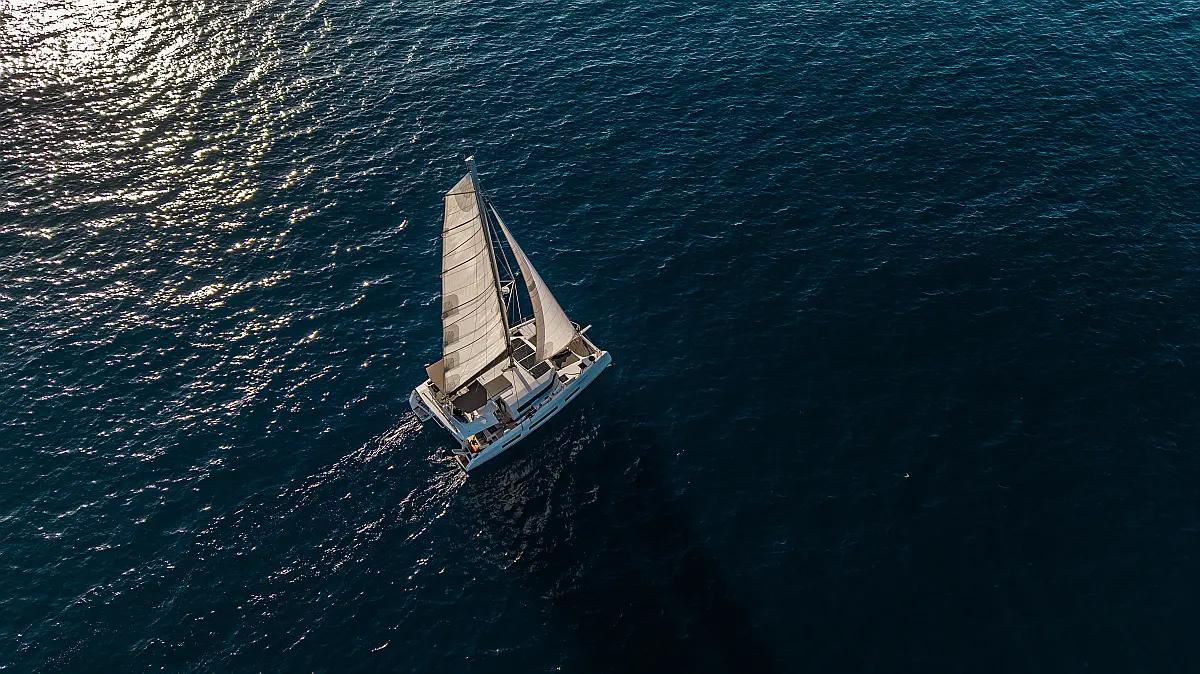 Dufour Catamaran 48 4