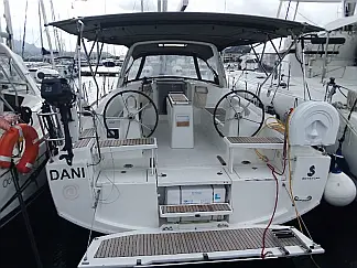 Oceanis 38.1 - External image