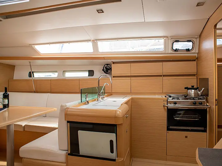Sun Odyssey 449 - 